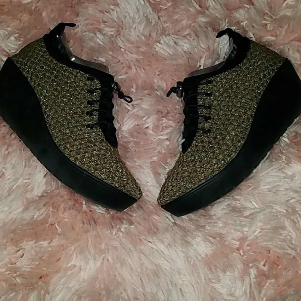 Steve Madden interwoven platform wedge shoe